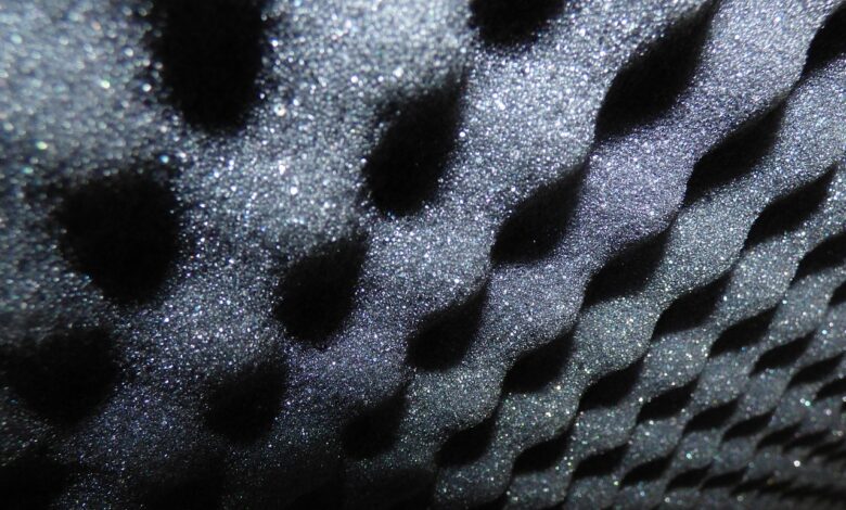 Akoestisch plafond als stille oplossing voor galm in je ruimte